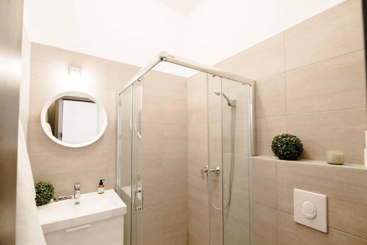 Brand New Stylish Very Central Apartment Budapešť